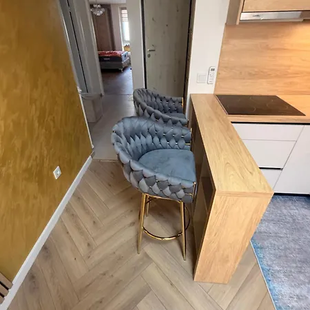 Golden Haven-river View-mado Apartamento *